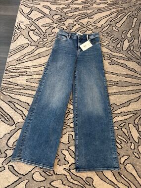 Frame Denim Wide-Leg Jeans in Medium Blue